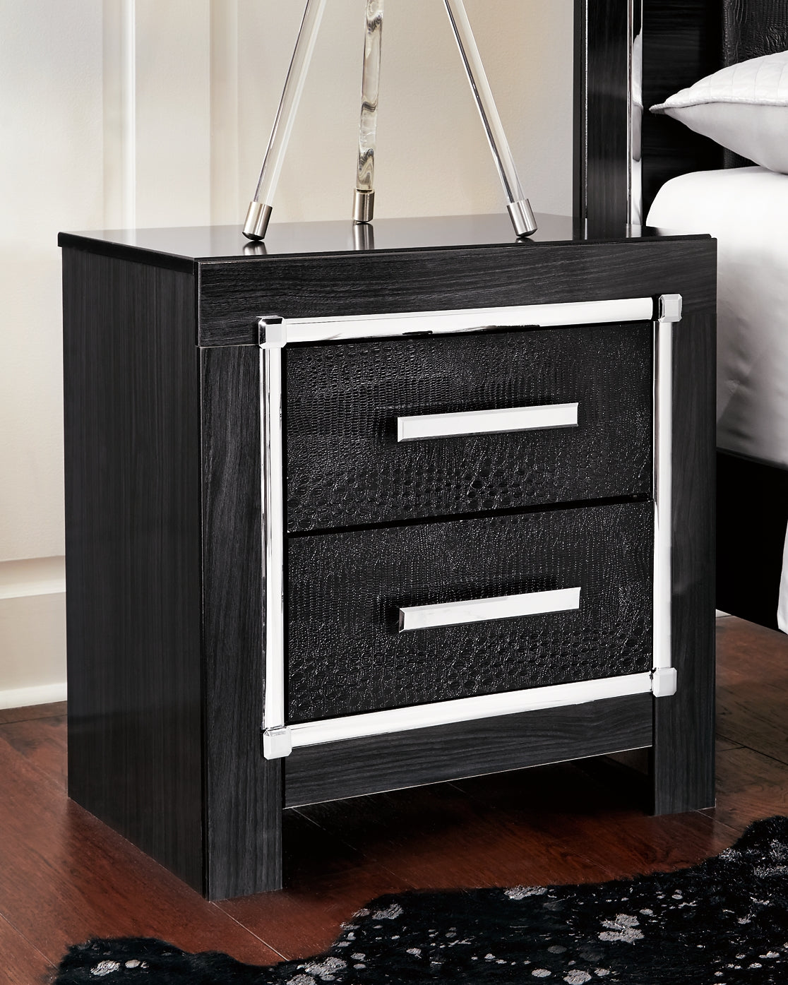 Kaydell Queen Panel Bed with Storage with Mirrored Dresser and 2 Nightstands