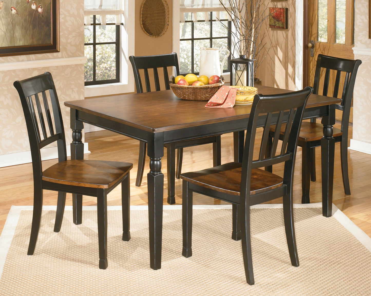 Owingsville Dining Table and 4 Chairs