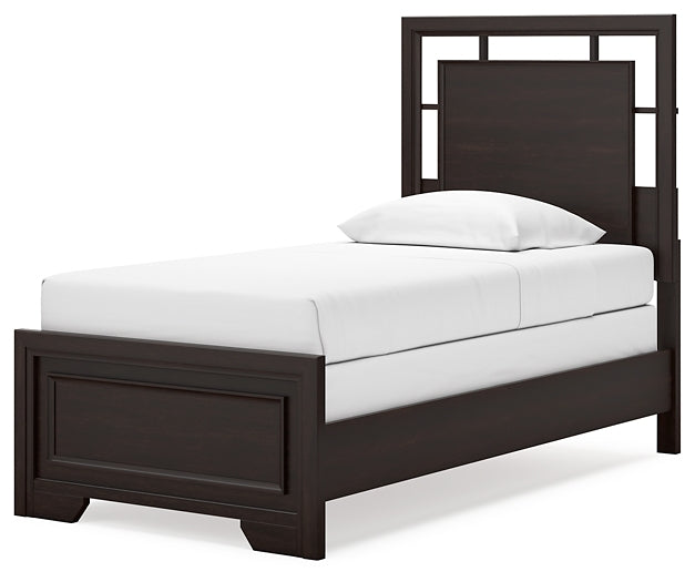 Covetown Twin Panel Bed with Nightstand