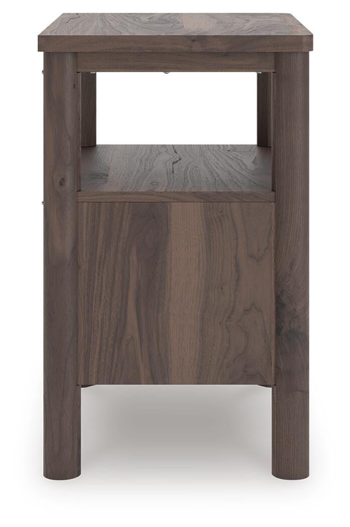 Pamytta Queen Upholstered Panel Platform Bed, Dresser, Mirror and Nightstand